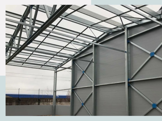 Каркасные ангары от СтальСтрой-Нгн по цене от 608 руб.